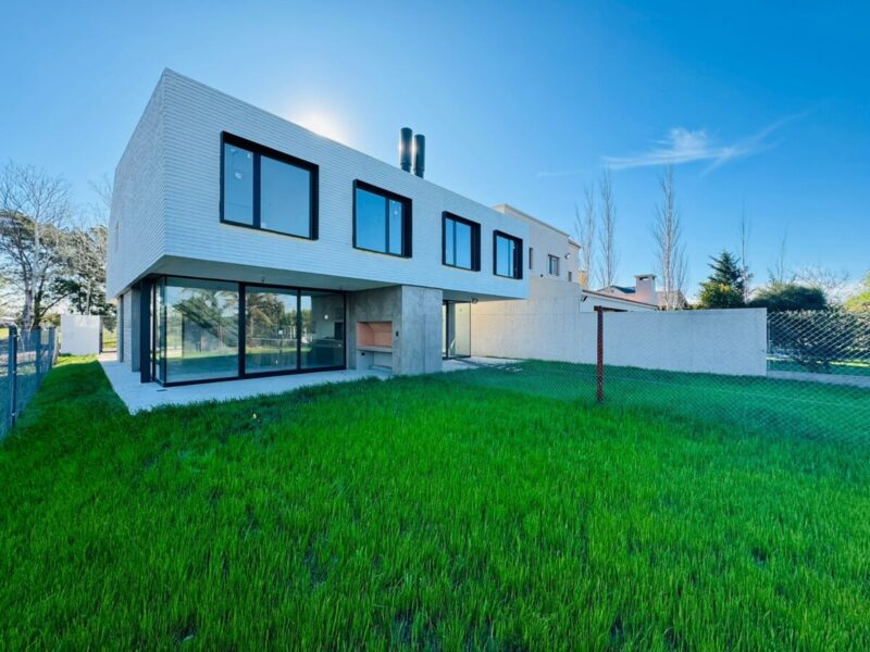 Mensajerías 1000 – Fisherton – Reservada