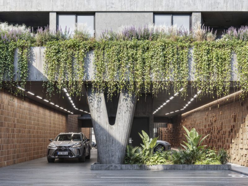 05_COCHERAS FONDO JPG