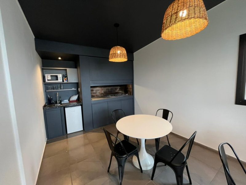 087bc3c7-cde4-43a6-911b-1a8d1dc772fe