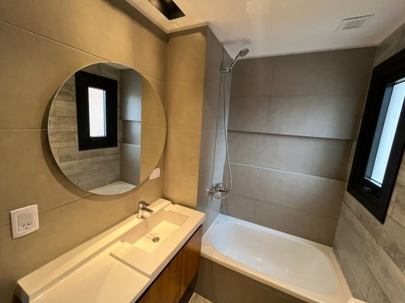 4a1584e0-fb6e-4335-82ef-dbf26b779425