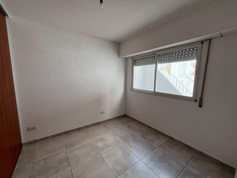 b7e4e01b-8993-4437-84c9-f5fc06e5e849