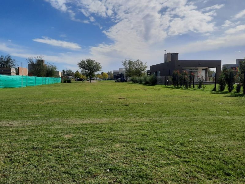 fce990b6-8160-4794-9bb4-4ad61859621b